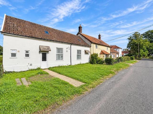 Bungalow for sale in Thompson, Breckland