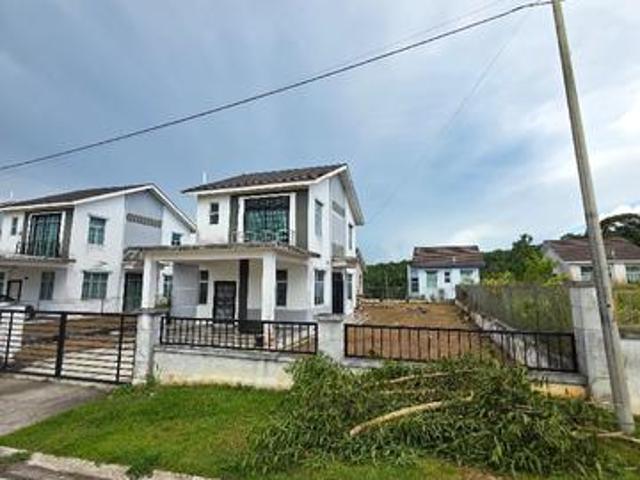 Bungalow for sale in Kulai, Johor
