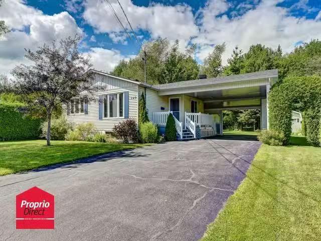 House for sale in Magog
