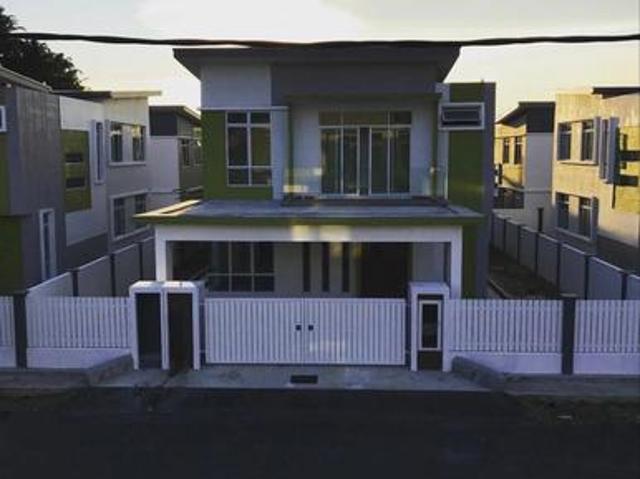 Bungalow for sale in Seremban