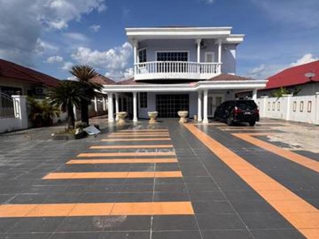 Bungalow for sale in Langat, Selangor