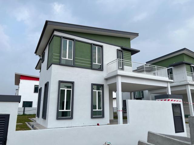 Bungalow for sale in Malaka