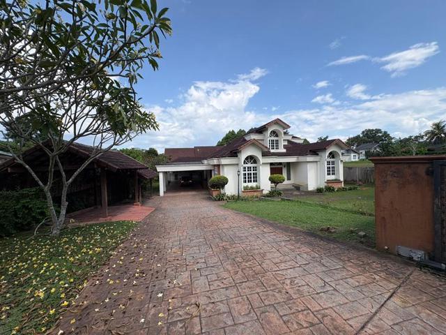 Bungalow for rent in Kajang, Langat