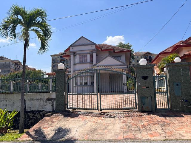 Bungalow for sale in Selayang, Selangor