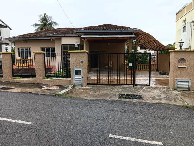 Bungalow for rent in Petaling, Damansara Damai