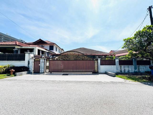 Bungalow for sale in Petaling, Alam Impian