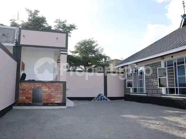 House for rent in Kasarani