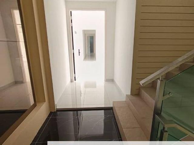House for rent in Kenny Hills