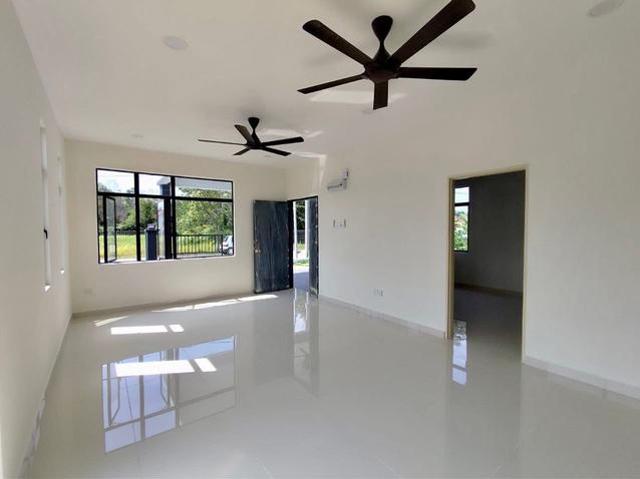 Bungalow for rent in Tanjong Sepat, Selangor