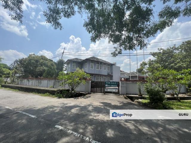 House for sale in Country Heights Damansara, Kuala Lumpur