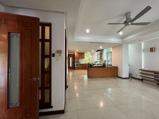 Bungalow for sale in Kajang, Langat