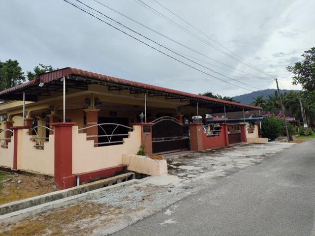 Bungalow for sale in Perak