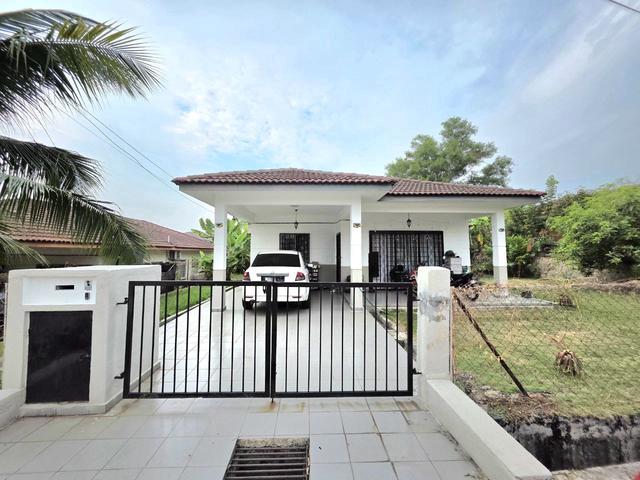 Bungalow for sale in Petaling, Subang Jaya