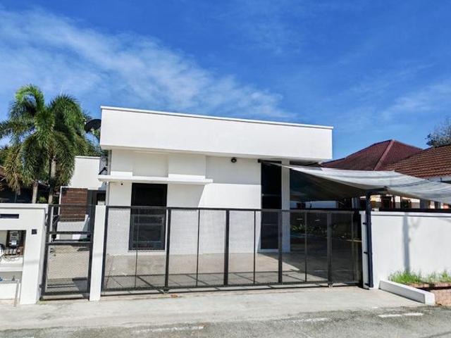 Bungalow for sale in Petaling, Alam Impian
