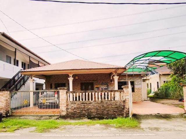 Bungalow for sale in Kajang, Langat