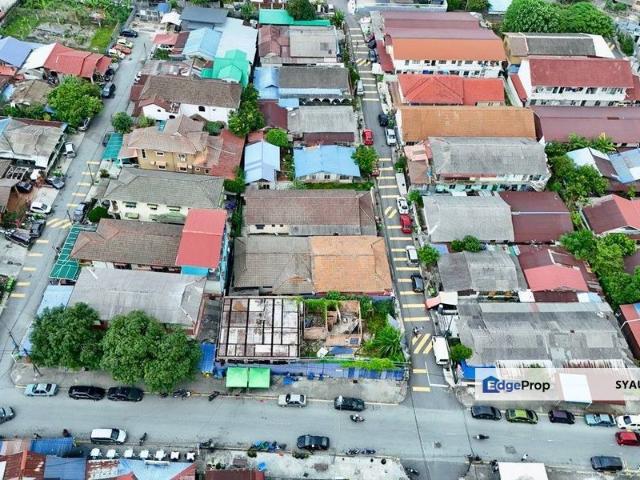 House for sale in Country Heights Damansara, Kuala Lumpur