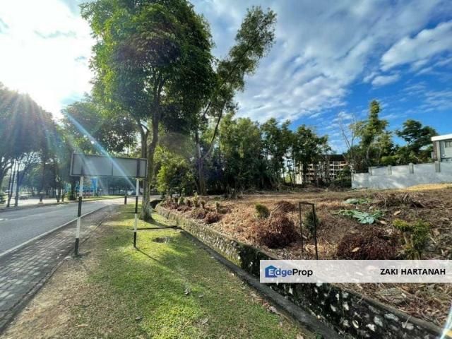 Shop for sale in Petaling, Alam Impian