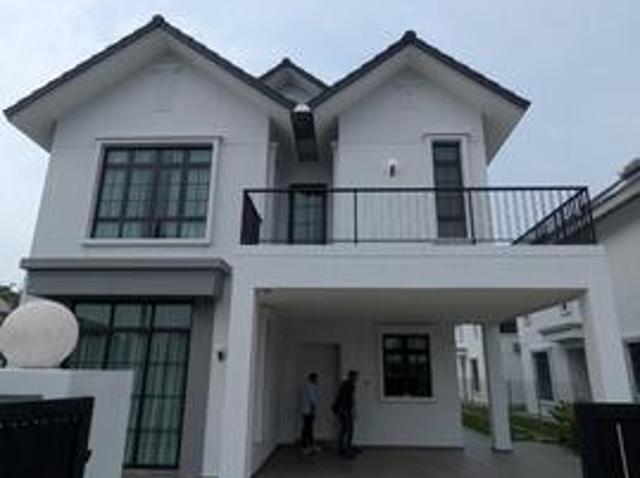 Bungalow for sale in Malaka