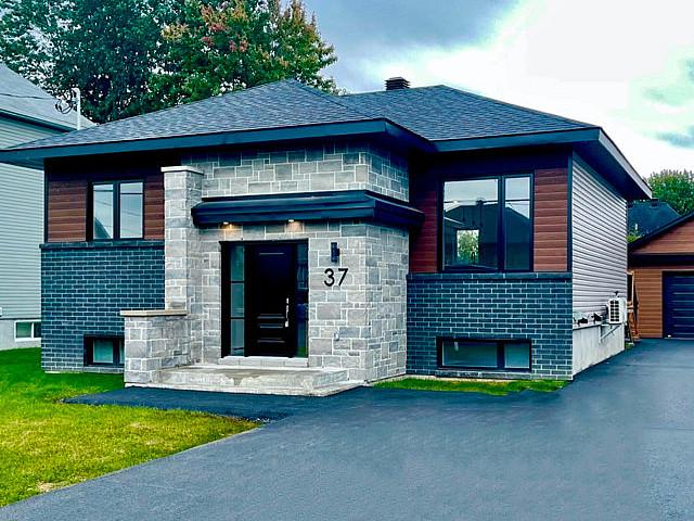 House for sale in Saint-jean-sur-richelieu