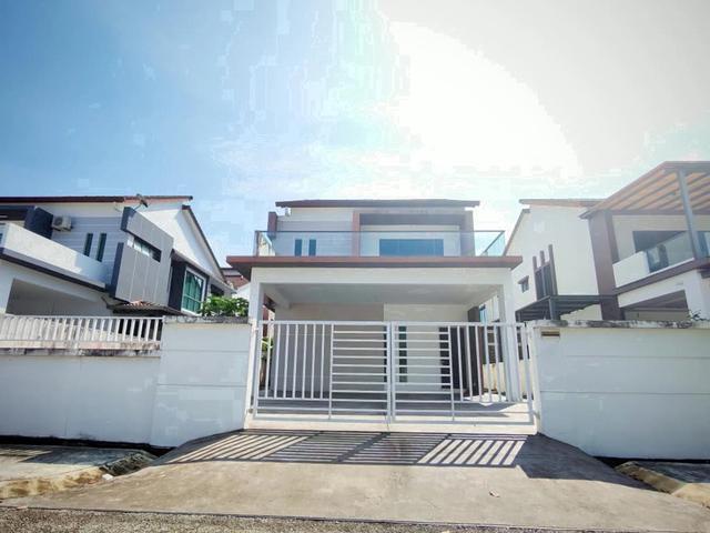 Bungalow for sale in Wellesley, Penang