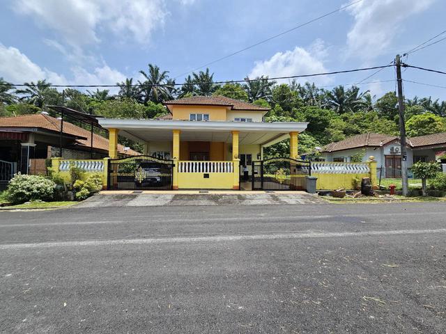 Bungalow for sale in Alor Gajah