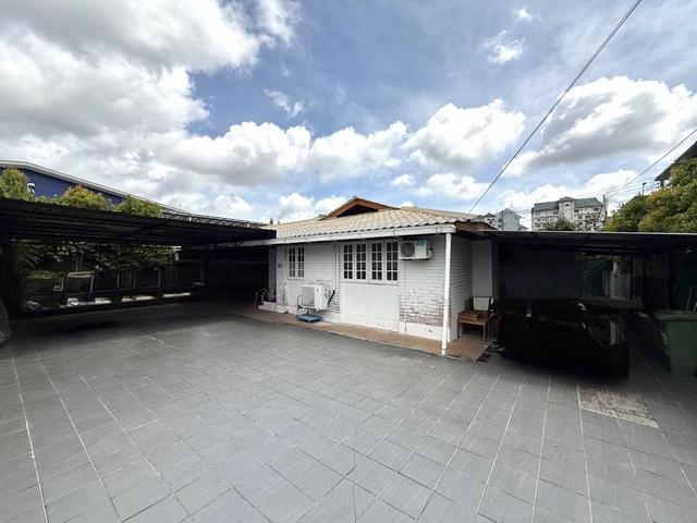 Bungalow for sale in Kuching
