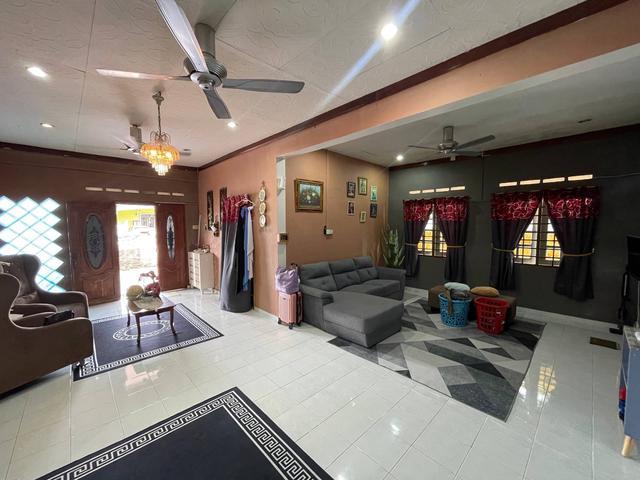 Bungalow for sale in Kajang, Langat