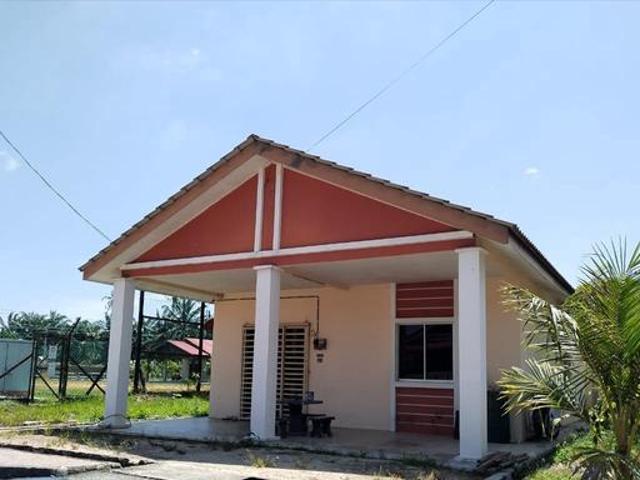 Bungalow for sale in Wellesley, Penang