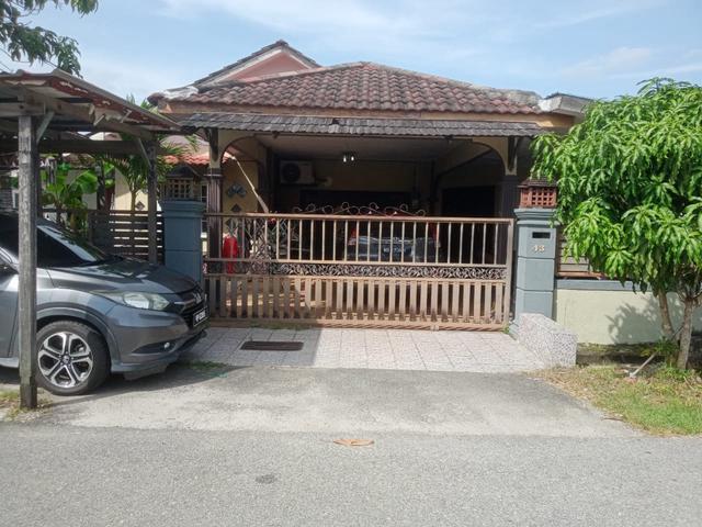 Bungalow for sale in Tanjong Karang, Selangor