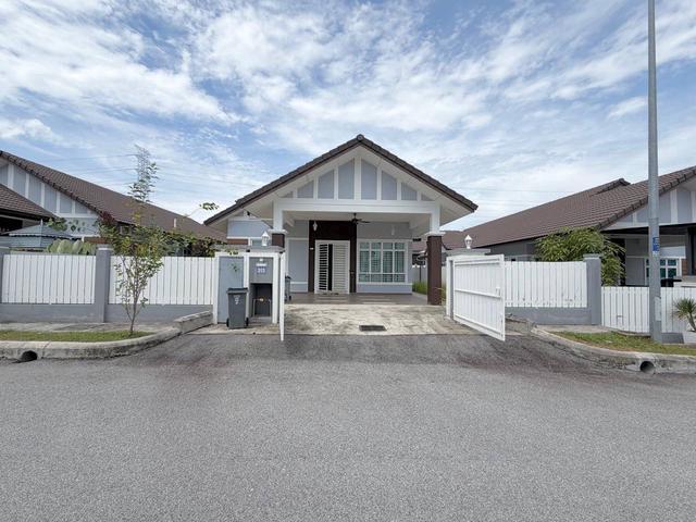 Bungalow for sale in Sendayan Village, Negeri Sembilan