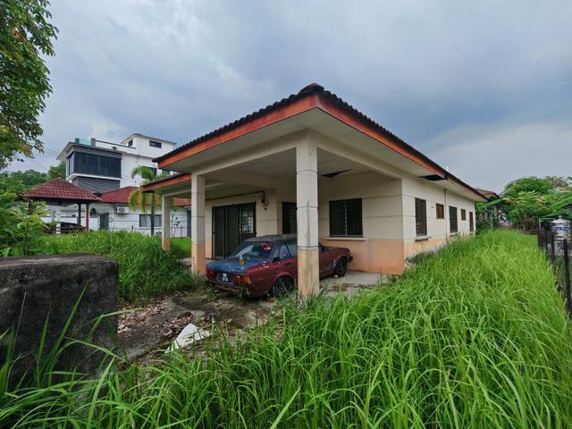 Bungalow for sale in Petaling, Subang Jaya