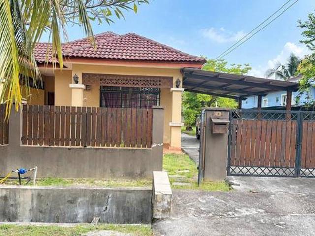 Bungalow for sale in Tanjong Sepat, Selangor
