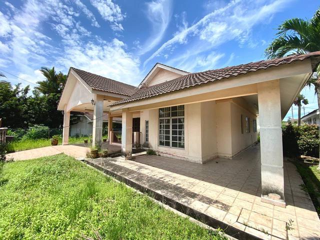 Bungalow for sale in Tanjong Sepat, Selangor