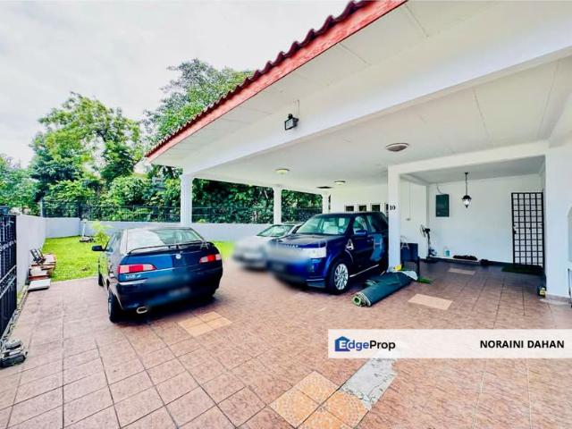 House for sale in Petaling, Damansara Damai