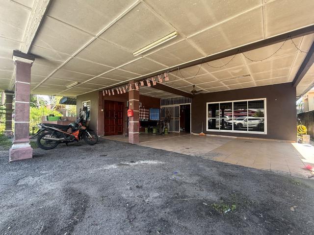 Bungalow for sale in Selayang, Selangor
