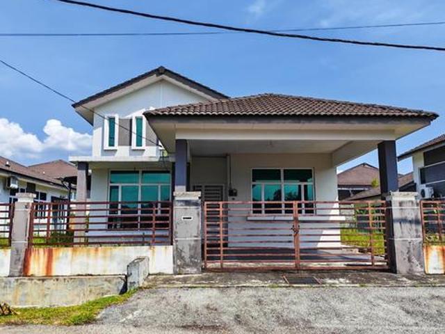 Bungalow for sale in Pilah, Kuala Pilah