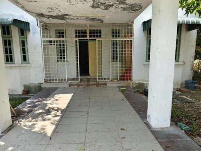 Bungalow for sale in Wellesley, Penang