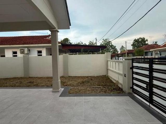 Bungalow for sale in Kluang, Johor