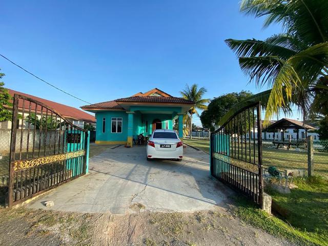 Bungalow for sale in Perak