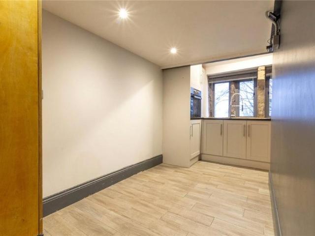 House for rent in Golcar, Kirklees