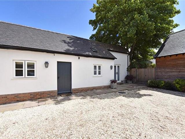 Apartment for rent in Berrick Salome, Oxfordshire