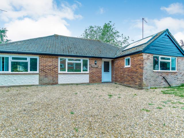 House for rent in Aperfield, Greater London