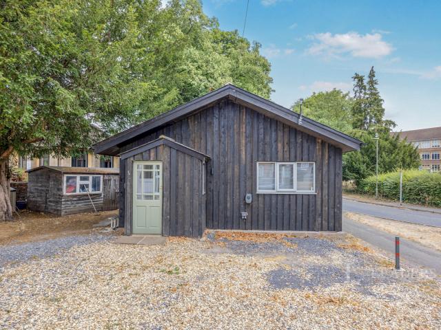 House for rent in Slyfield, Westborough