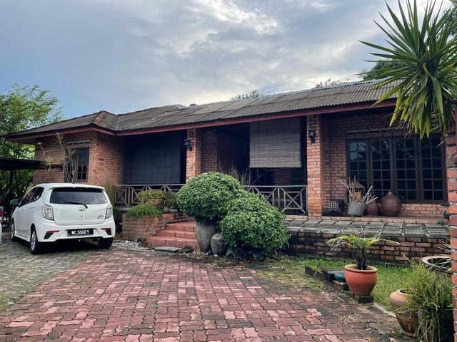Bungalow for sale in Petaling, Alam Impian