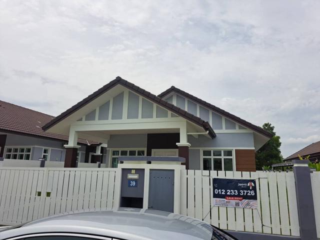 Bungalow for sale in Sendayan Village, Negeri Sembilan
