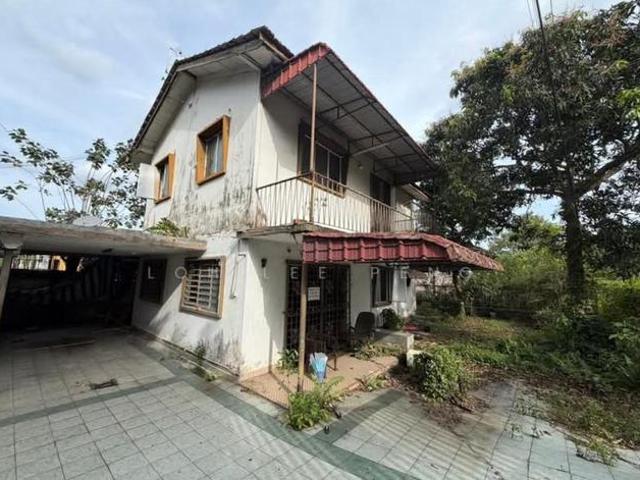 Bungalow for rent in Johore Bahru, Johor