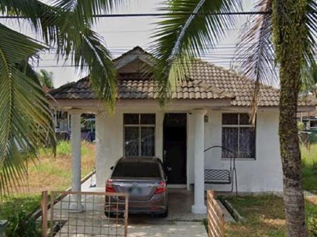 Bungalow for sale in Kuantan, Pahang