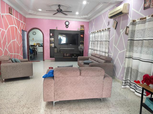 Bungalow for rent in Langat, Selangor
