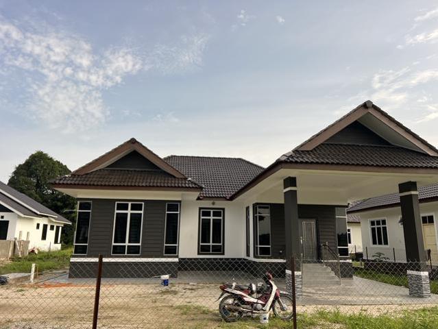 Bungalow for sale in Pasir Mas