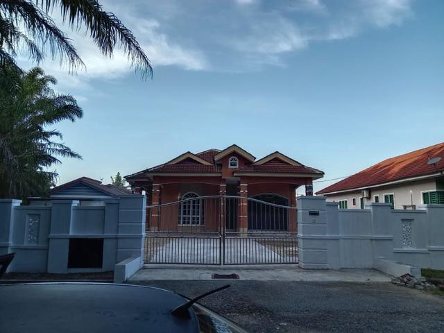 Bungalow for rent in Perak, Ayer Tawar